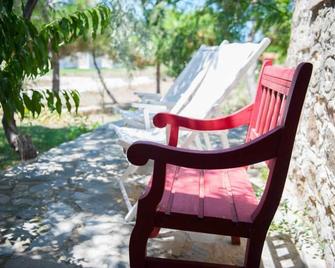 Aral Tatil Ciftligi - Bozcaada - Patio