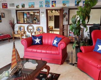 Texas Inn Harlingen - Harlingen - Lounge