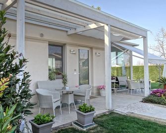 B&B La Magia dei Sogni Relais - Verona - Patio