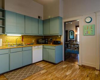 Hike, Bike & Explore Zion National Park & Gooseberry Mesa, Cedar Breaks & More! - Hurricane - Kuchnia