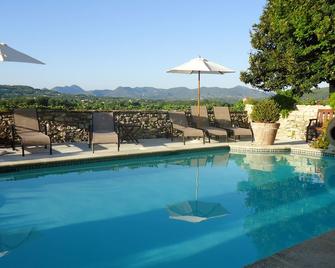 Hostellerie Le Beffroi - Vaison-la-Romaine - Pool