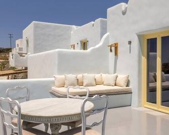 Pangaia Seaside Hotel Adults Only - Kufonisia