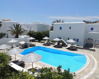 Anemos Apartments - Ornos - Pool