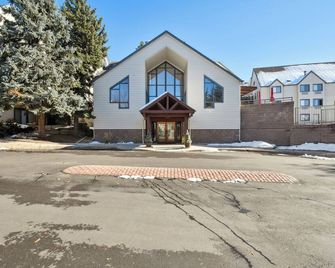 6380 B6-1364 Byte-Sized Studio in Boston Commons - Greenwood Village - Building