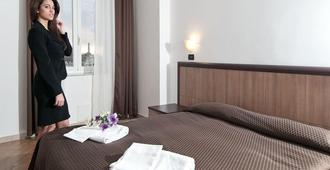 Hotel Chopin - Genua - Schlafzimmer