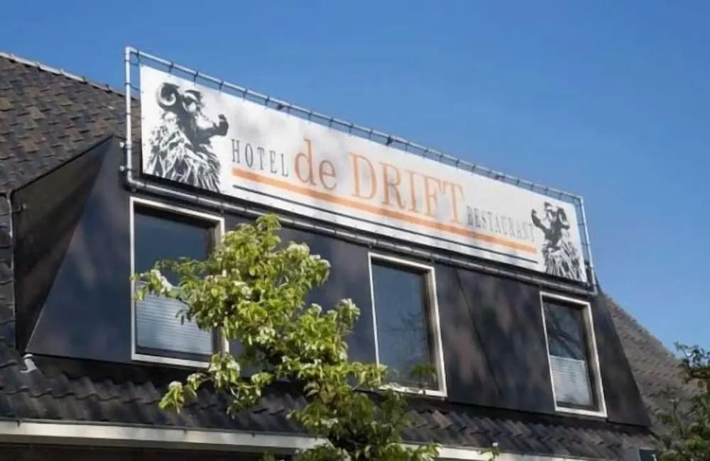 Hotel de Drift - Dwingeloo - Будівля