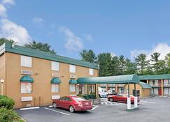Travelodge by Wyndham Beckley - Beckley - Bâtiment