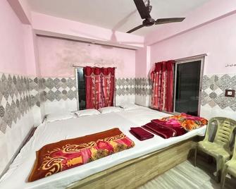 Radheshyam Hotel & Restaurant Old Digha - Digha - Bedroom