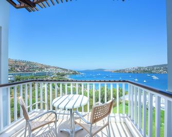 Hotel Baia Bodrum - Bodrum - Balcony