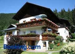 Andrea Schmaranzer - Privatzimmer - Gosau - Edificio