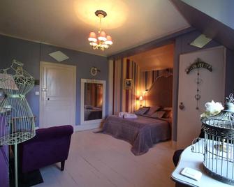 Angels Suite for 4 people - Couffy - Habitación