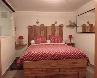 Comfortable Apartment 300m From The Sea - Sibiril - Bedroom