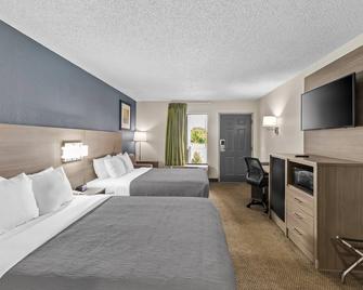 Quality Inn Fort Campbell - Oak Grove - Bedroom