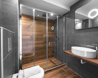 Ultima, Nilie Hospitality Mgmt - Thessaloniki - Bathroom