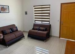 Cmg Suites - Ciudad Acuña - Living room