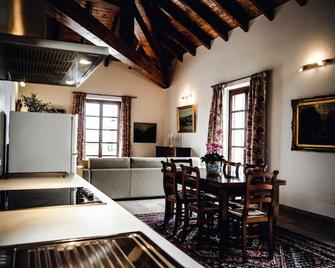 Sori San Giovanni - Asti - Comedor