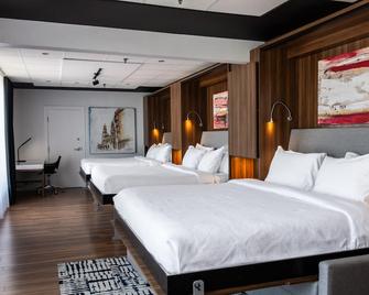 Hotel Chicoutimi - Saguenay - Camera da letto