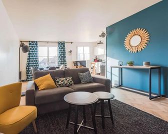 Cosy Flat In Disneyland Bmyguest - Serris - Living room