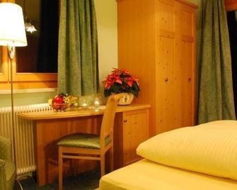 Heutaler Hof - Hotel im Naturidyll - Unken