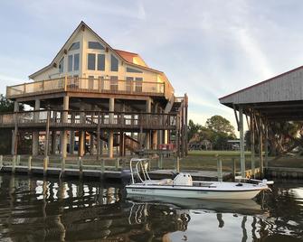 Gulf Front House, Boatdock/Spectacular View, Central A/C - Horseshoe Beach - Bedroom
