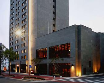 Ramada by Wyndham Gunsan - Gunsan - Edificio