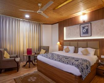 Lall Ji Tourist Resort - Dalhousie - Schlafzimmer
