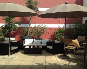 Cote Patio - Nimes - Patio