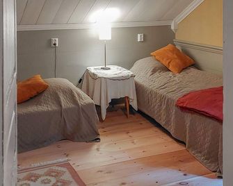 Lovely Home in Borlaenge With Sauna - Borlänge - Bedroom