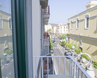 Palazzo Spasiano Rooms - Sorrento Center - Sorrento - Balcony