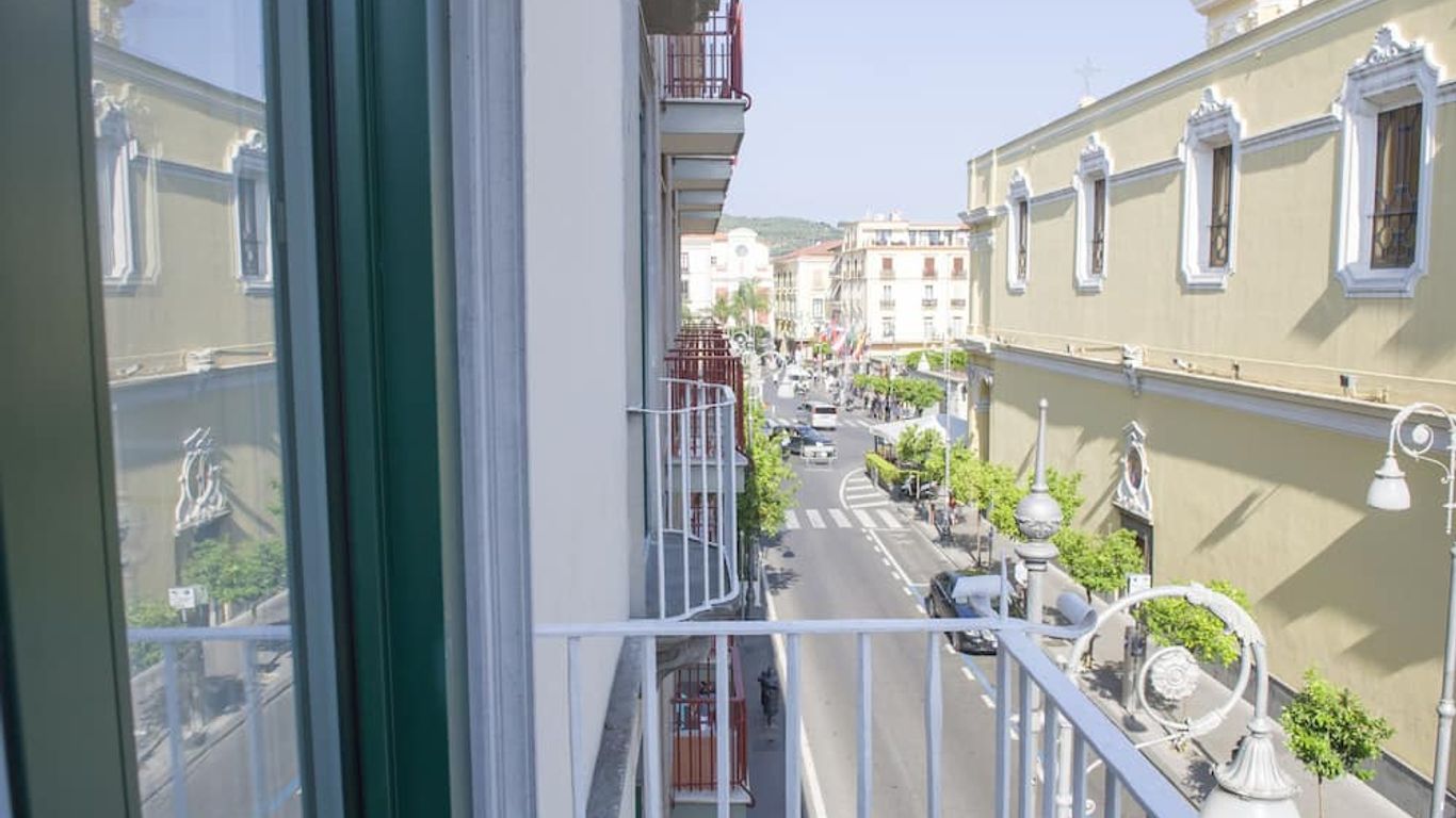 Palazzo Spasiano Rooms - Sorrento Center