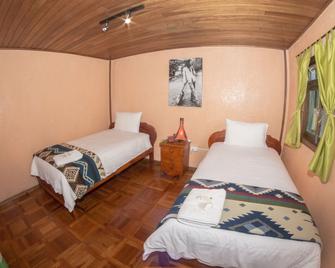 La Casa del Molino Blanco B&B - Baños de Agua Santa - Habitación