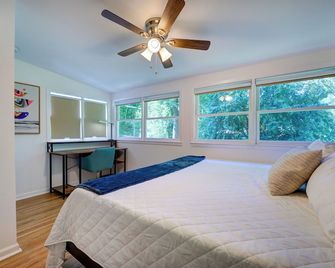 Tucker Retreat with Fire Pit - Tucker - Bedroom