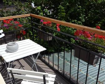 Les Iris Chambres D'hote - Niedermorschwihr - Balcony