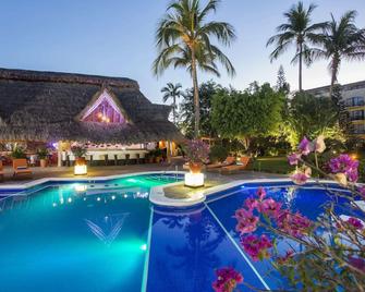 Flamingo Vallarta Hotel & Marina - Puerto Vallarta - Pool