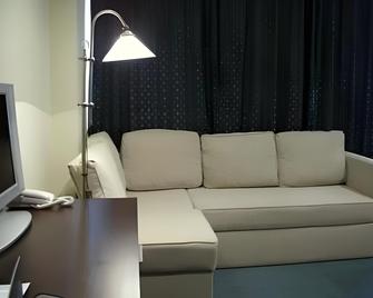Ulanskaya Hotel - Moscow - Living room