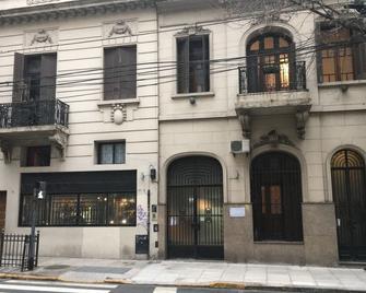 Petit Recoleta - Buenos Aires - Building