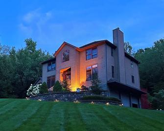 Villa Verde B&b, Greenwood Lake Ny, 1 - Monroe - Building