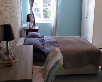 Gite du Calme - Cherac - Habitación