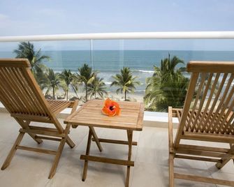 Suites Family Emotion by Marival Resort - Nuevo Vallarta - Balcón