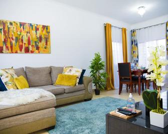 Stylish Apartment near Foxdale Court and Forest - Lusaka - Living room