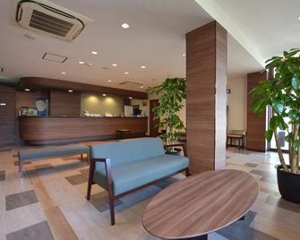 Isahaya Daiichi Hotel - Isahaya - Front desk