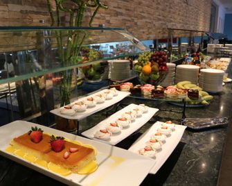 Radisson Blu Hotel, Yanbu - Yanbu - Restaurant