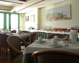 Hotel Corone - Caerano di San Marco - Restaurant