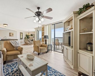 AquaVista by Book That Condo - Panama City Beach - Vardagsrum