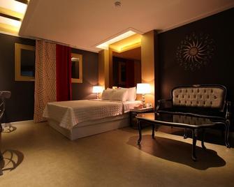 Shampoo Hotel - Incheon - Habitación