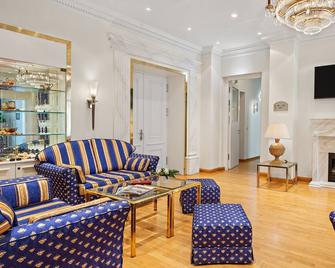 بايريشر هوف دريسدن - درسدين - غرفة معيشة