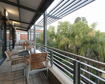 Absolute Farenden Apartments - Pretoria - Balcony