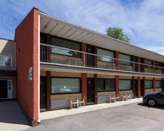 Motel Castille - Roberval - Gebäude