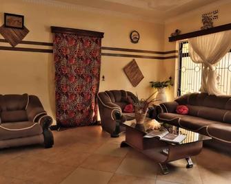 Msovi House - Arusha - Phòng khách