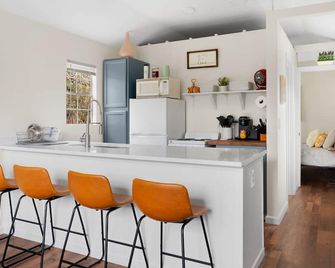 Tiny Cottage - Hill Country - Kyle - Küche